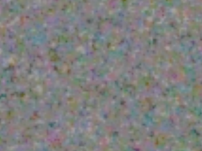 Vision3 500T +1 grain close-up — blue noise · multi-octave distribution